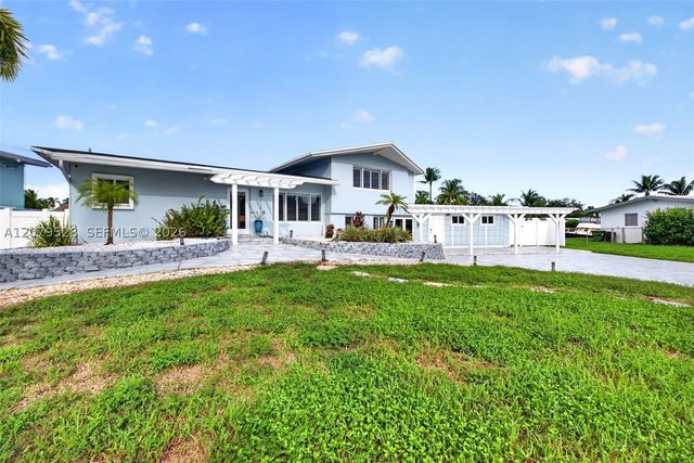 2518 Tortugas Ln, Fort Lauderdale, FL 33312