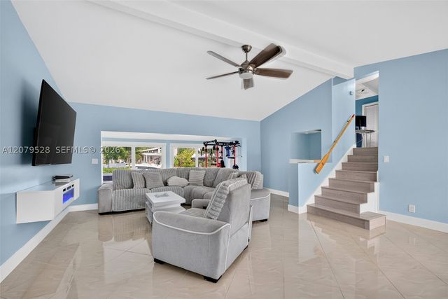2518 Tortugas Ln, Fort Lauderdale, FL 33312