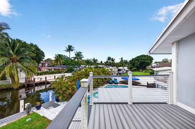 2518 Tortugas Ln, Fort Lauderdale, FL 33312