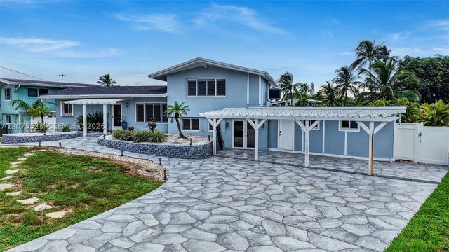 2518 Tortugas Ln, Fort Lauderdale, FL 33312