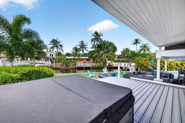 2518 Tortugas Ln, Fort Lauderdale, FL 33312