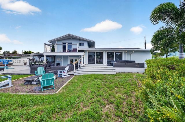 2518 Tortugas Ln, Fort Lauderdale, FL 33312