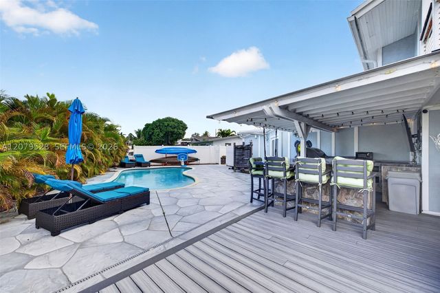 2518 Tortugas Ln, Fort Lauderdale, FL 33312