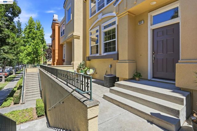 3581 Braxton Cmn, Fremont, CA 94538