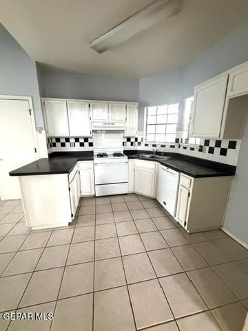 12158 NOEL ESPINOZA Circle, El Paso, TX 79936