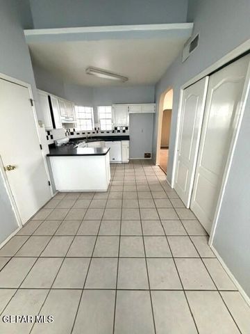 12158 NOEL ESPINOZA Circle, El Paso, TX 79936