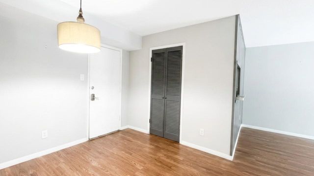 4647 Wild Indigo Street 354, Houston, TX 77027