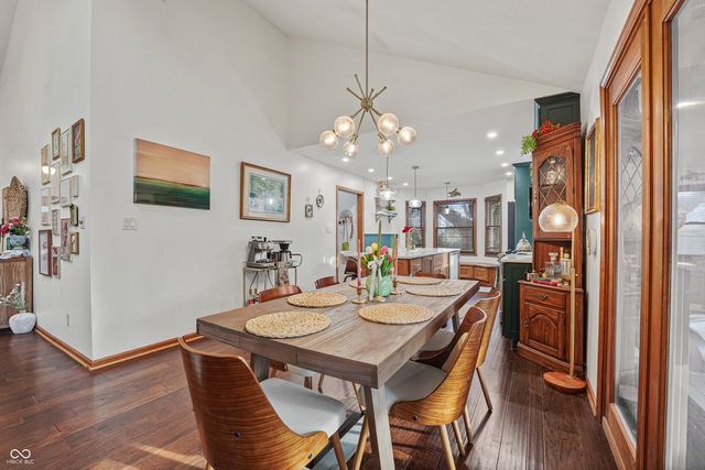 674 S Windmill Trail, Greenwood, IN 46142