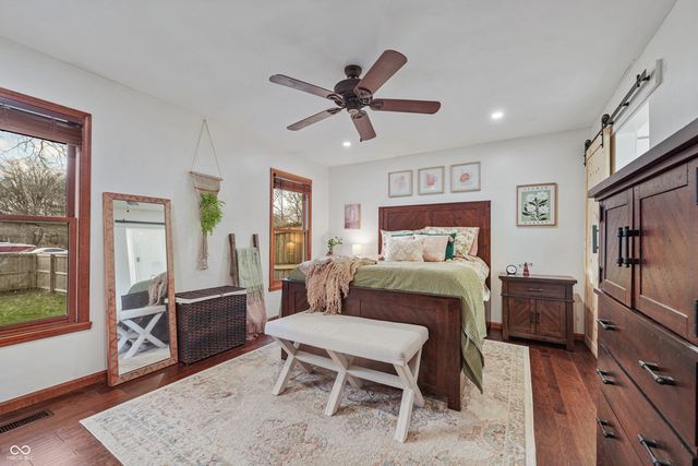 674 S Windmill Trail, Greenwood, IN 46142