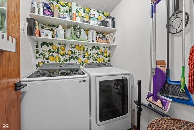 674 S Windmill Trail, Greenwood, IN 46142