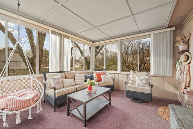 674 S Windmill Trail, Greenwood, IN 46142