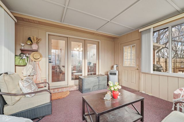 674 S Windmill Trail, Greenwood, IN 46142