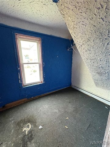 52 Clifford Street, Buffalo, NY 14210