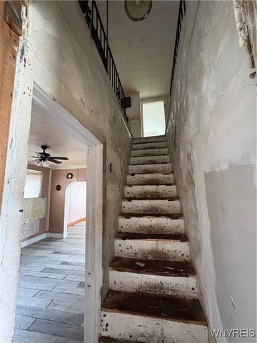 52 Clifford Street, Buffalo, NY 14210