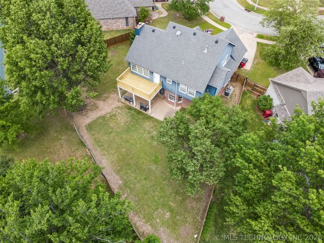 8802 N 136th East Avenue, Owasso, OK 74055