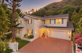 1507 N Bundy Drive, Los Angeles, CA 90049