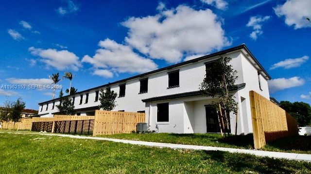 4949 Peacock Way 5838, Dania Beach, FL 33312