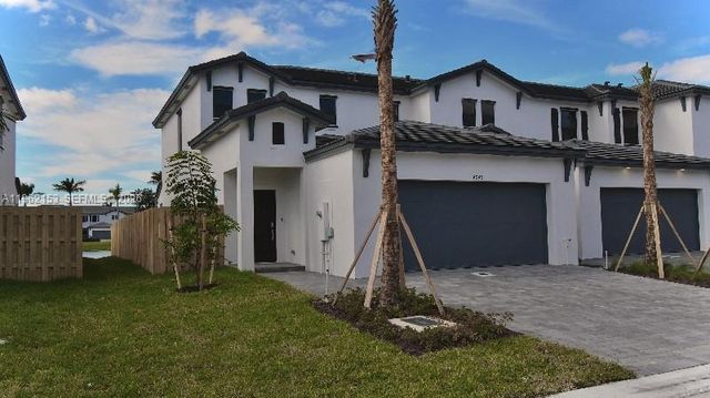 4949 Peacock Way 5838, Dania Beach, FL 33312