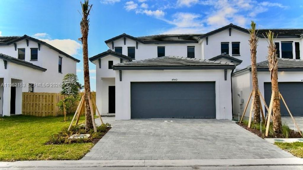 4949 Peacock Way 5838, Dania Beach, FL 33312