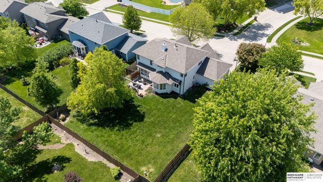12105 N 160th Street, Omaha, NE 68007