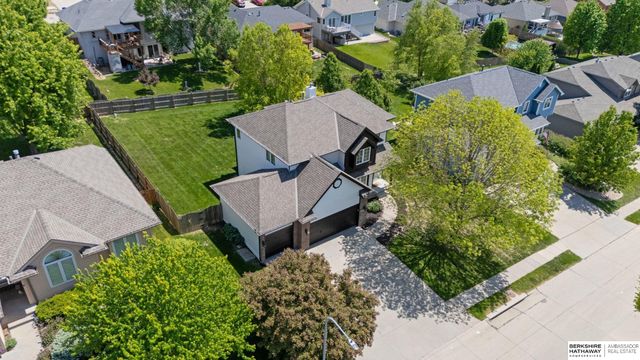 12105 N 160th Street, Omaha, NE 68007