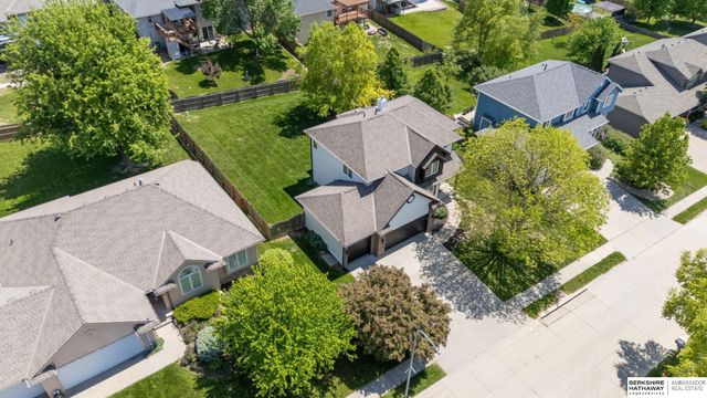 12105 N 160th Street, Omaha, NE 68007