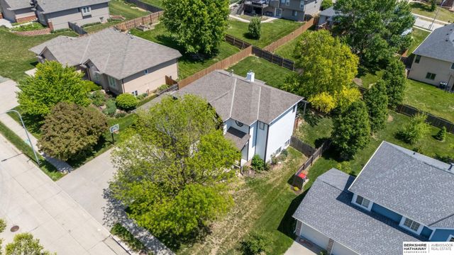 12105 N 160th Street, Omaha, NE 68007