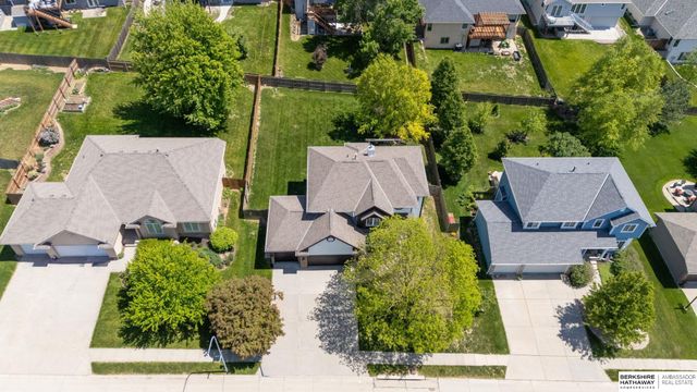 12105 N 160th Street, Omaha, NE 68007
