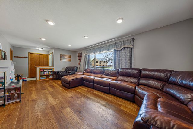 1201 Prairie Avenue SW, Faribault, MN 55021