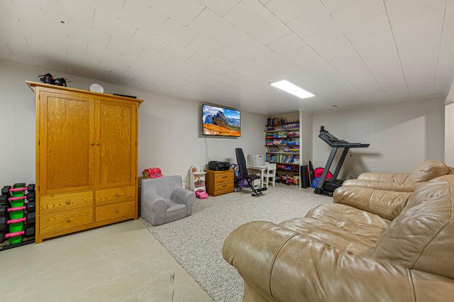 1201 Prairie Avenue SW, Faribault, MN 55021