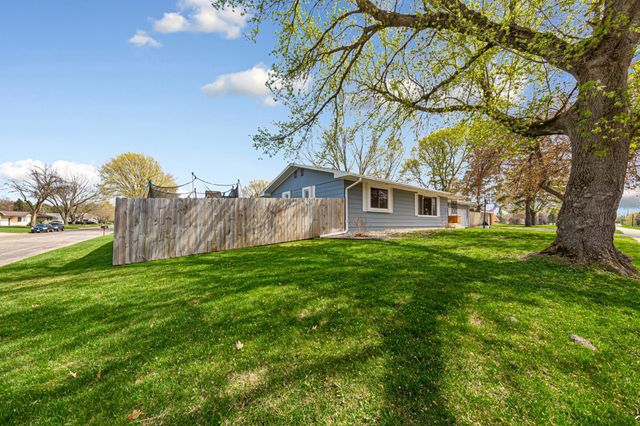1201 Prairie Avenue SW, Faribault, MN 55021