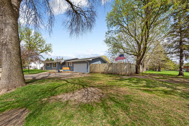 1201 Prairie Avenue SW, Faribault, MN 55021
