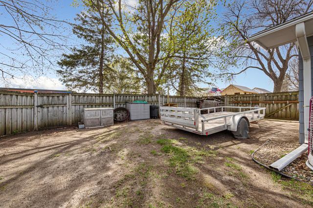 1201 Prairie Avenue SW, Faribault, MN 55021
