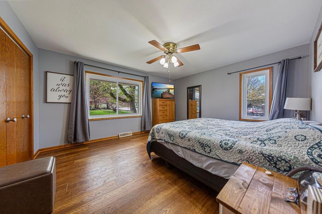 1201 Prairie Avenue SW, Faribault, MN 55021