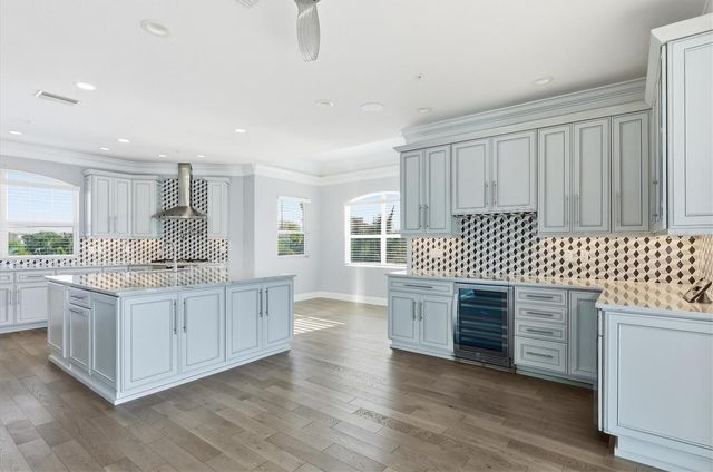 1910 OREGON TRAIL, Englewood, FL 34224