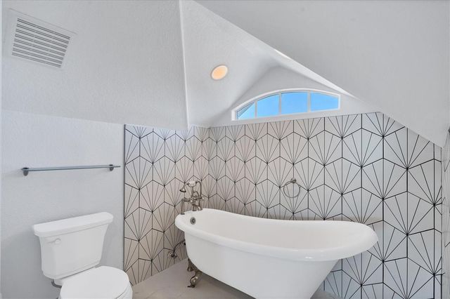 1910 OREGON TRAIL, Englewood, FL 34224