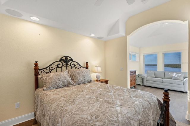 1910 OREGON TRAIL, Englewood, FL 34224