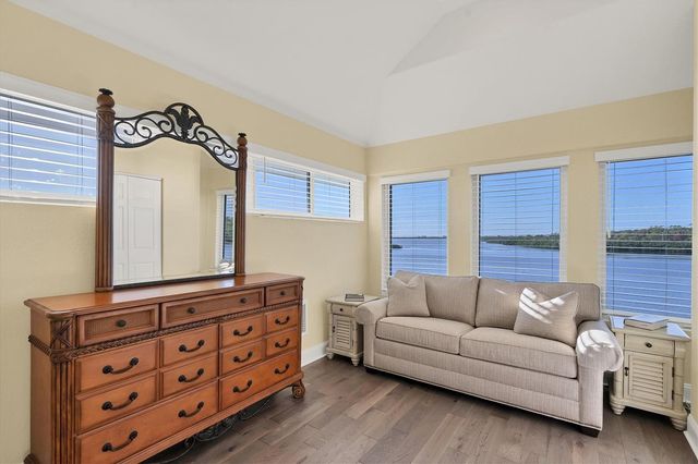 1910 OREGON TRAIL, Englewood, FL 34224