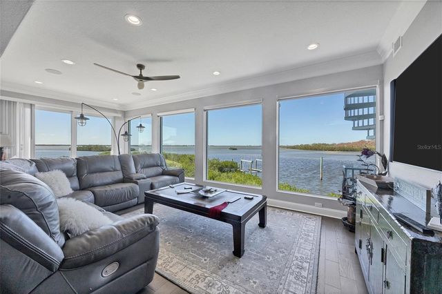 1910 OREGON TRAIL, Englewood, FL 34224