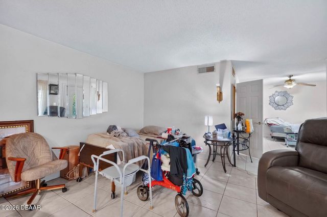126 Moonstone Court, Port Orange, FL 32129