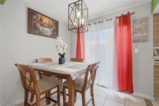 2639 Aracatuba Avenue, Las Vegas, NV 89121