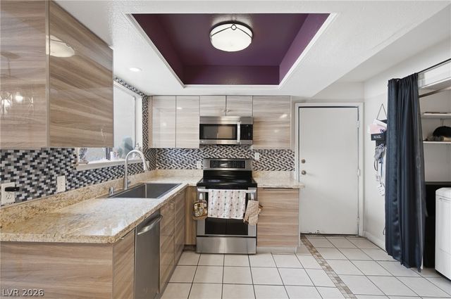 2639 Aracatuba Avenue, Las Vegas, NV 89121