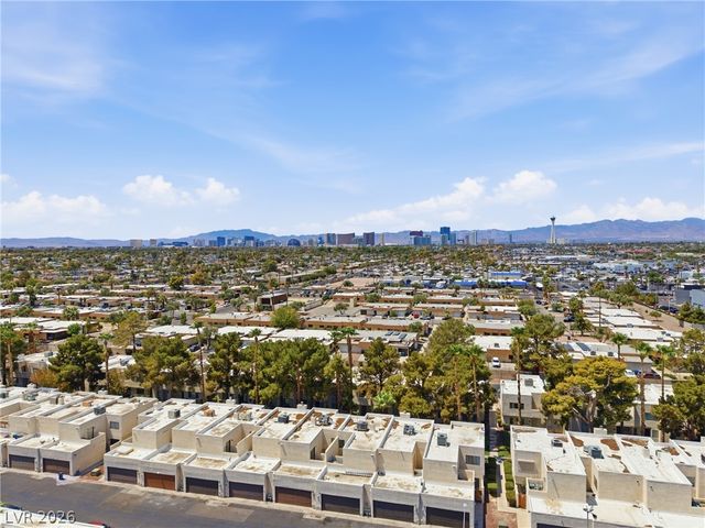 2639 Aracatuba Avenue, Las Vegas, NV 89121