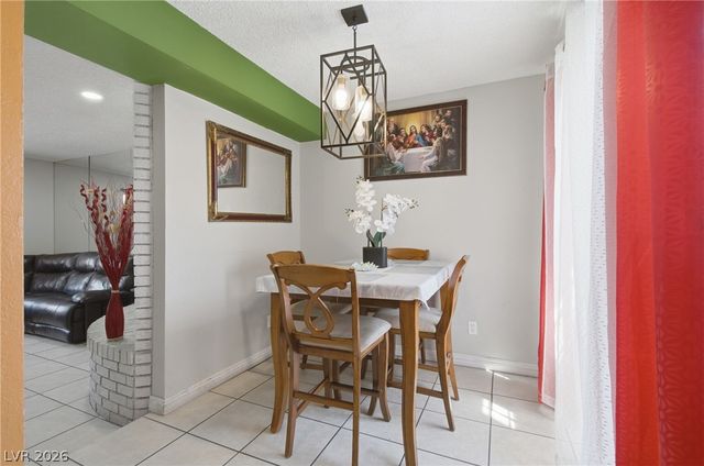 2639 Aracatuba Avenue, Las Vegas, NV 89121