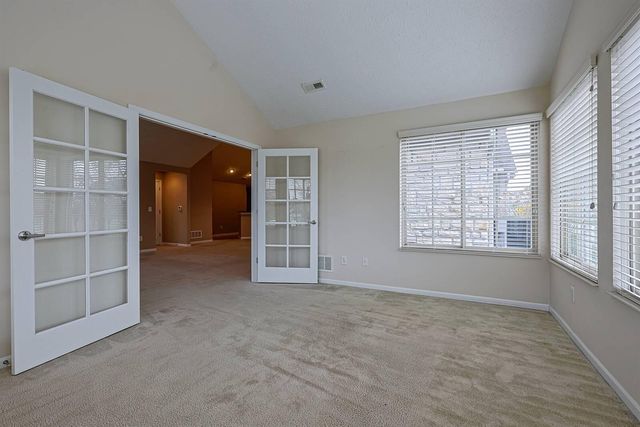 9186 Royal Oak Lane, Union, KY 41091