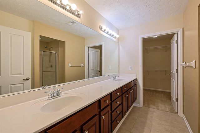 9186 Royal Oak Lane, Union, KY 41091