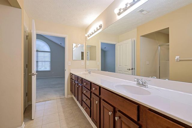 9186 Royal Oak Lane, Union, KY 41091