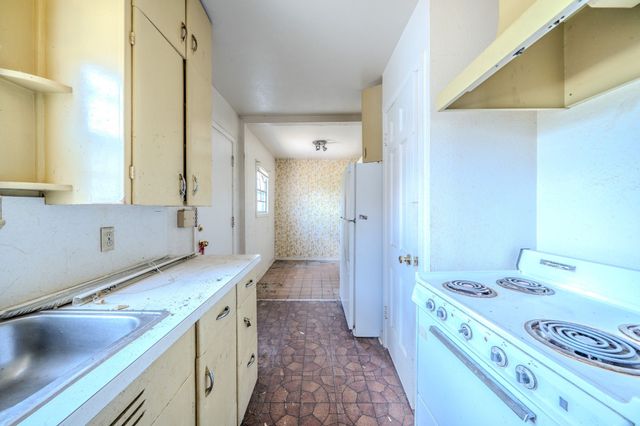 800 Mimosa Drive, Garland, TX 75040