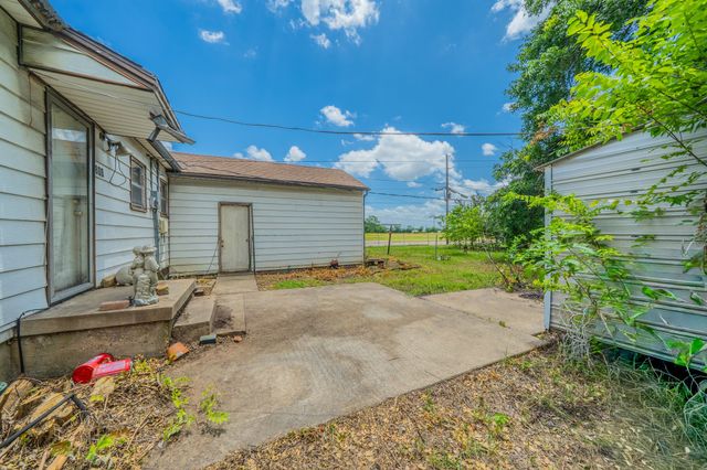 800 Mimosa Drive, Garland, TX 75040