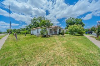 800 Mimosa Drive, Garland, TX 75040